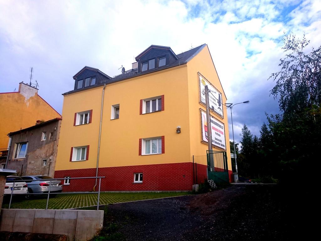 Apartmany - Na Stare Radnici - Karlsbad Buitenkant foto