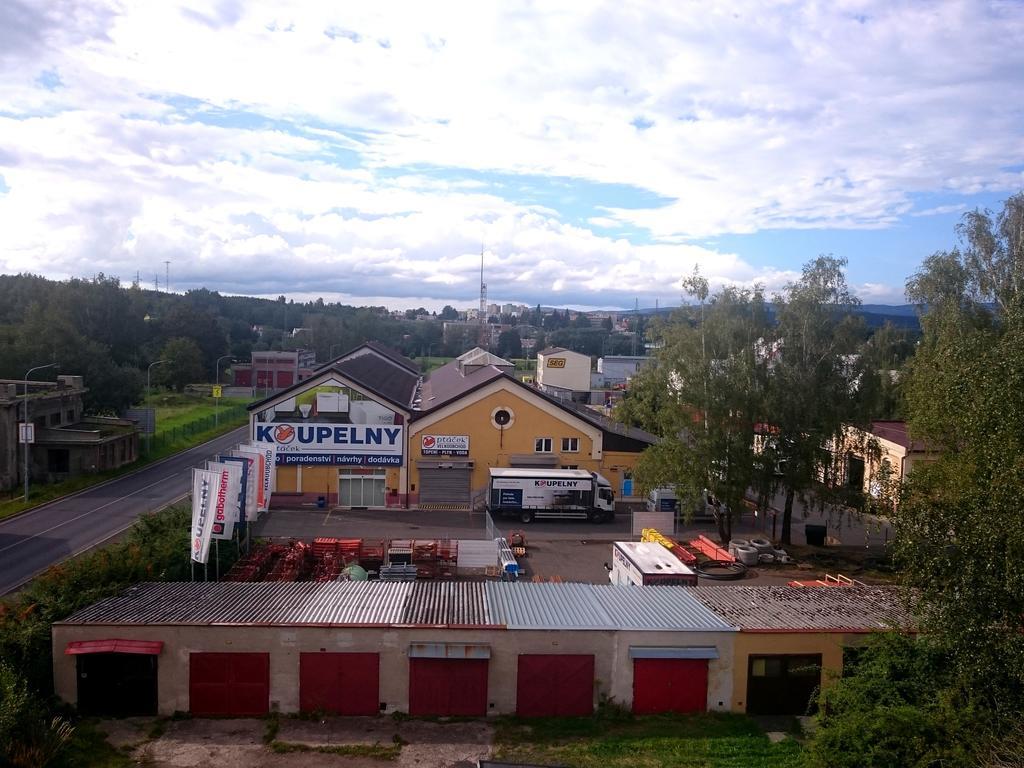 Apartmany - Na Stare Radnici - Karlsbad Buitenkant foto