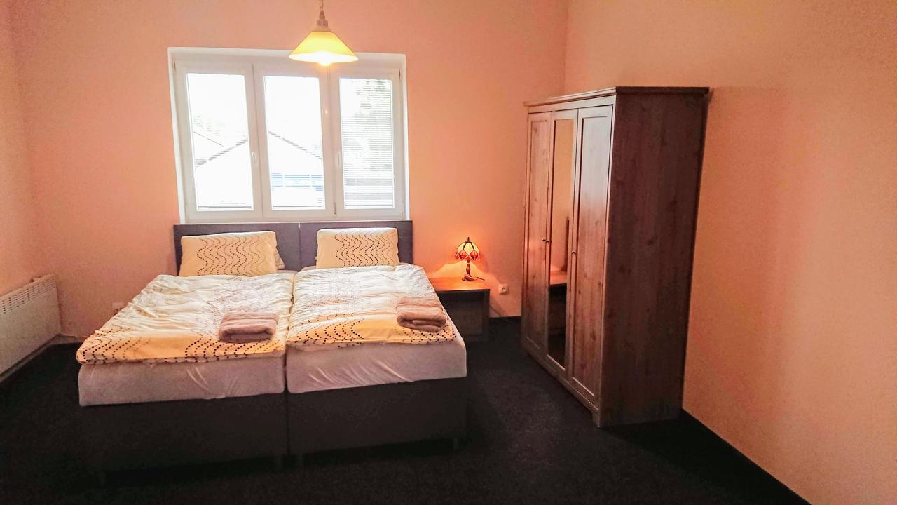Apartmany - Na Stare Radnici - Karlsbad Buitenkant foto