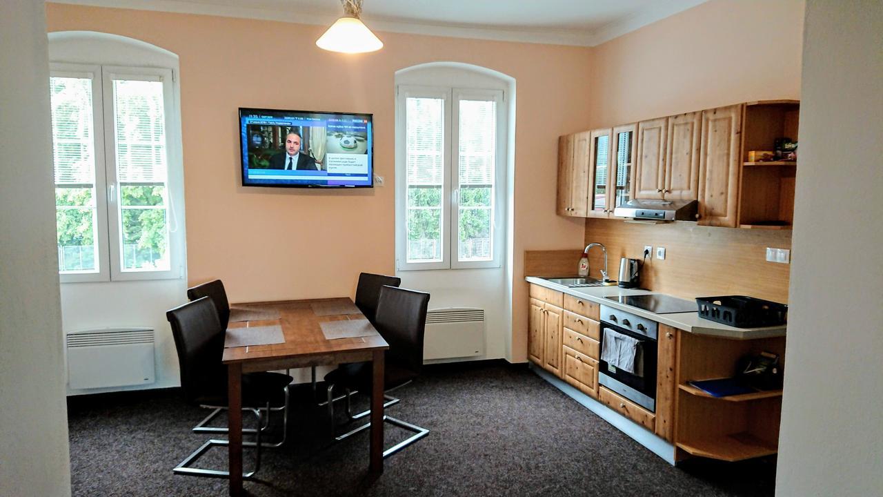 Apartmany - Na Stare Radnici - Karlsbad Buitenkant foto
