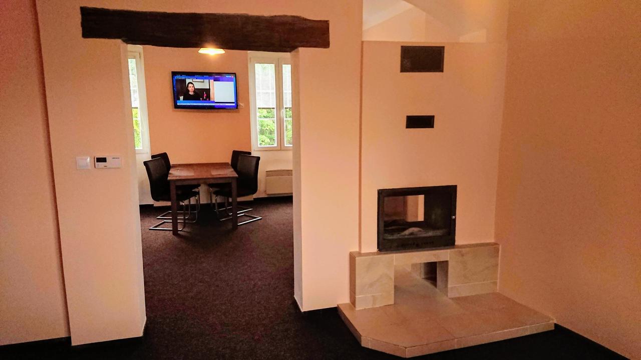 Apartmany - Na Stare Radnici - Karlsbad Buitenkant foto